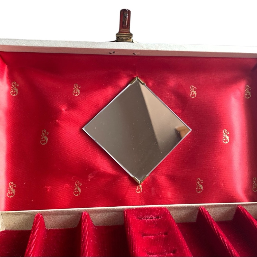 Vintage Two Tier Red Velvet Cream White Gold Flower Mirrored Jewelry Box - Picture 7 of 15